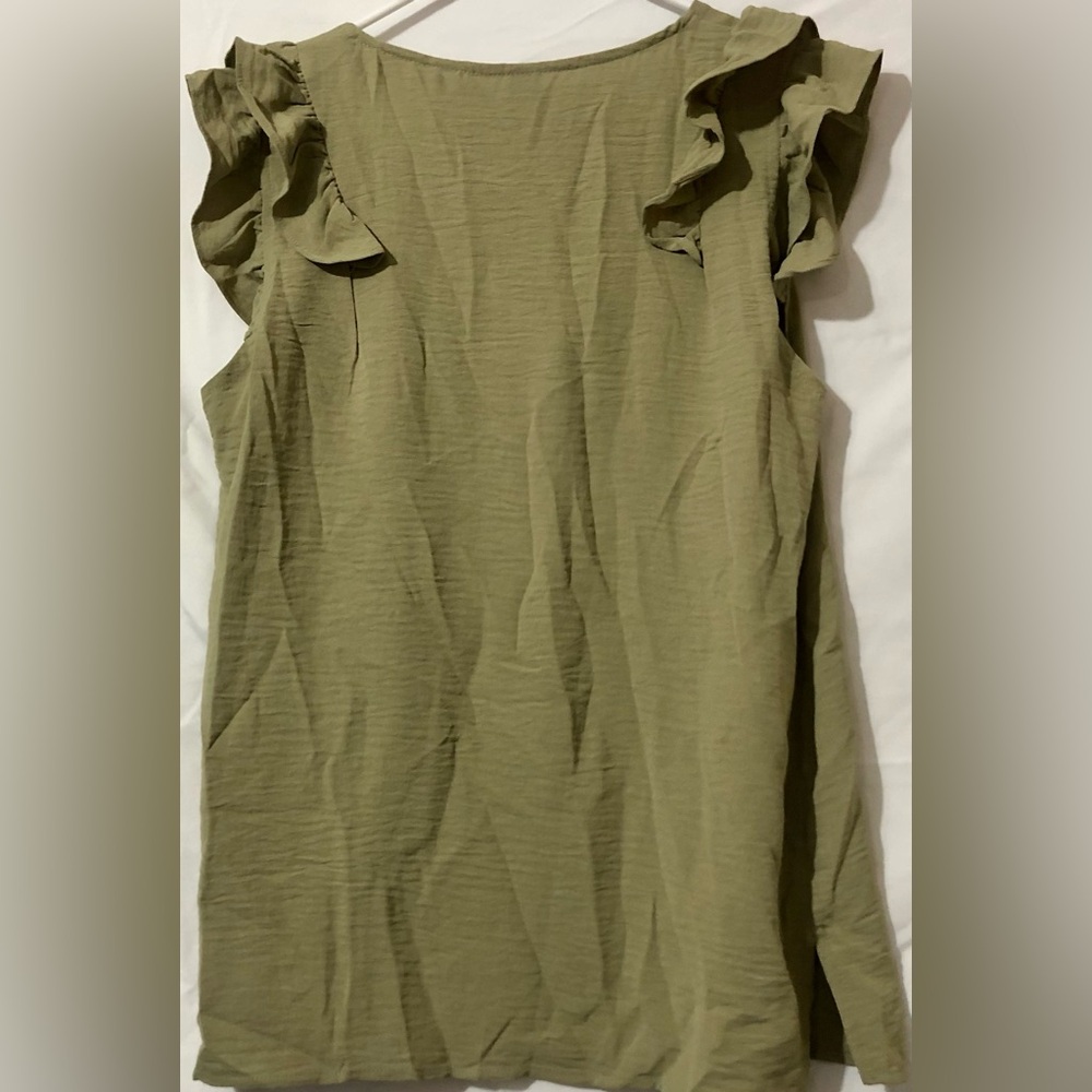 Sein Sleeveless Ruffle Blouse Size Large olive Green Top Shirt Blouse - Picture 7 of 8